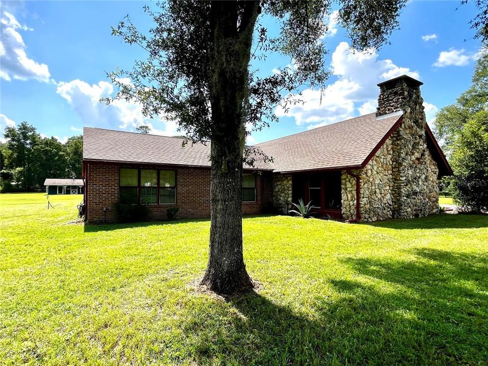 En Venta: $650,000 (3 camas, 2 baños, 2517 Pies cuadrados)