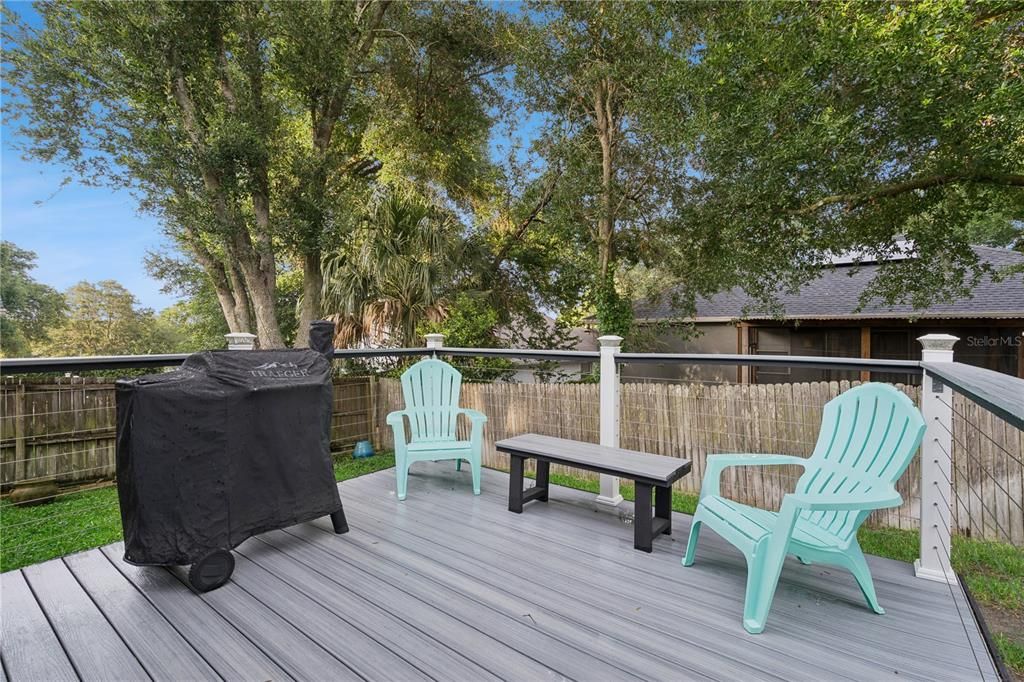 Active With Contract: $335,000 (3 beds, 2 baths, 1332 Square Feet)