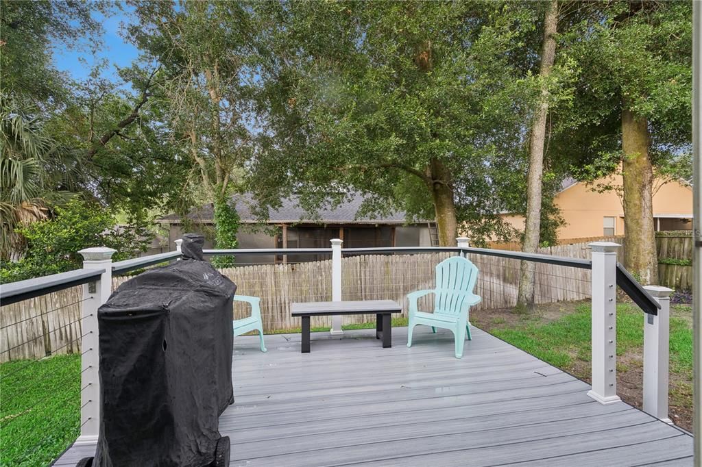 Active With Contract: $335,000 (3 beds, 2 baths, 1332 Square Feet)