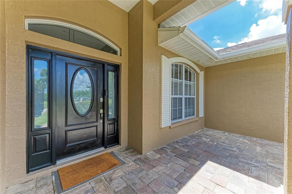For Sale: $449,900 (3 beds, 2 baths, 1953 Square Feet)