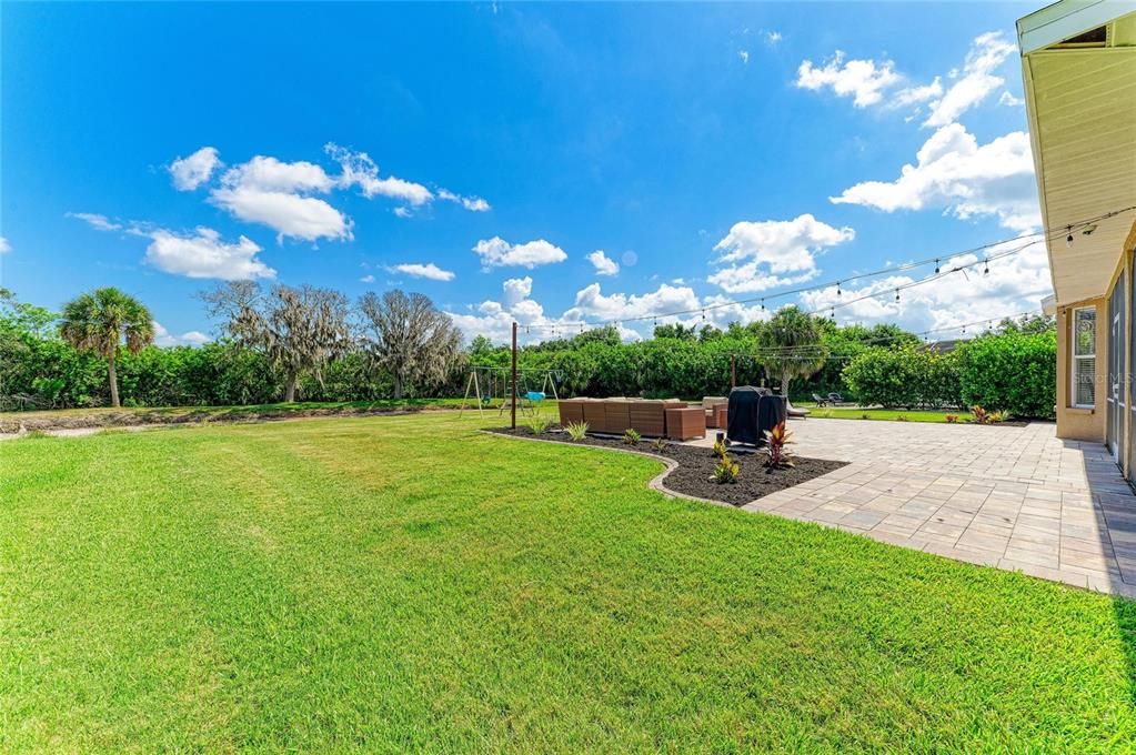 For Sale: $449,900 (3 beds, 2 baths, 1953 Square Feet)