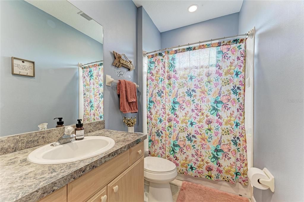 For Sale: $449,900 (3 beds, 2 baths, 1953 Square Feet)