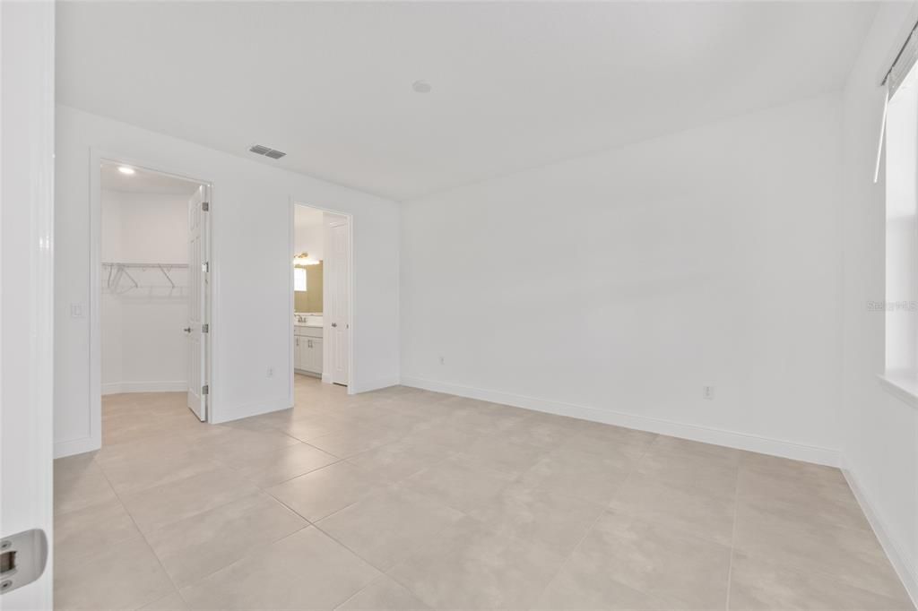 На продажу: $425,675 (2 спален, 2 ванн, 1718 Квадратных фут)