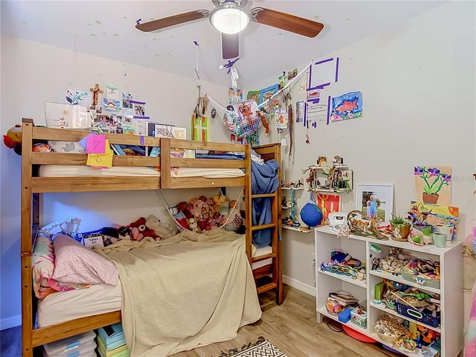 На продажу: $225,900 (3 спален, 2 ванн, 1160 Квадратных фут)