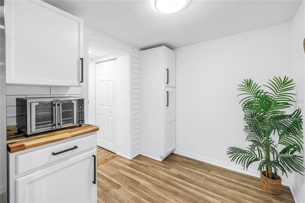 На продажу: $350,000 (3 спален, 3 ванн, 1171 Квадратных фут)