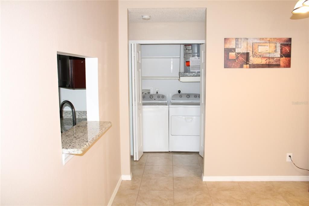 En Venta: $289,000 (2 camas, 2 baños, 1270 Pies cuadrados)