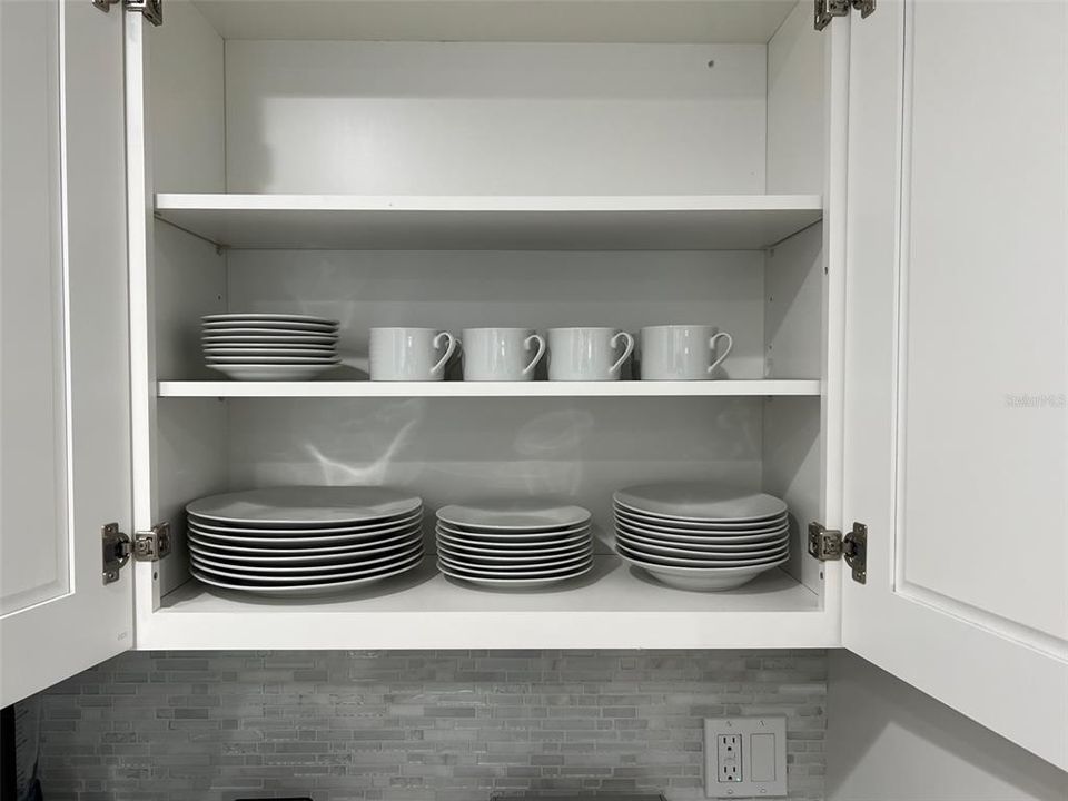 En Renta: $3,050 (3 camas, 3 baños, 1621 Pies cuadrados)