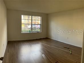 На продажу: $130,000 (2 спален, 2 ванн, 1165 Квадратных фут)