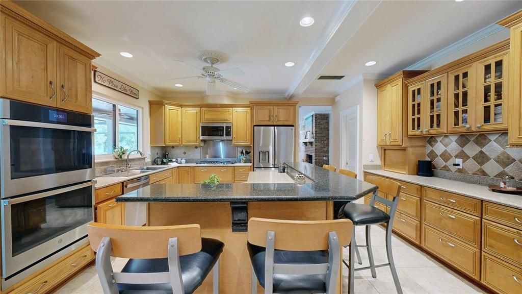 Active With Contract: $1,295,000 (3 beds, 2 baths, 3021 Square Feet)