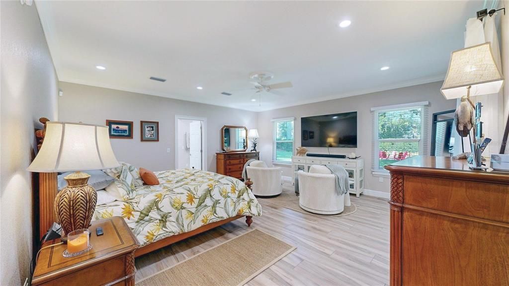 Active With Contract: $1,295,000 (3 beds, 2 baths, 3021 Square Feet)