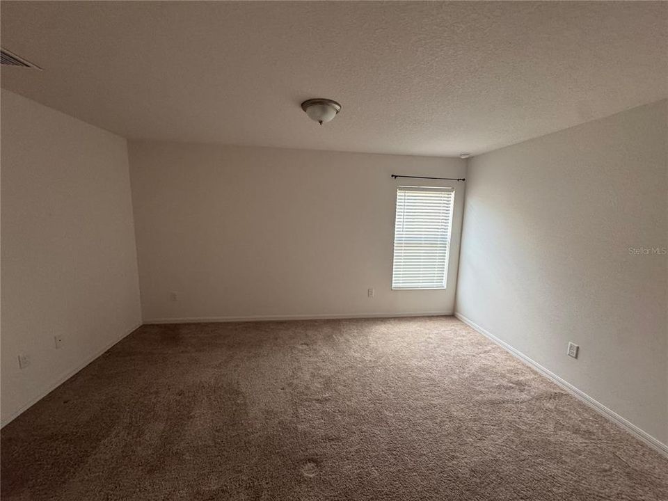 В аренду: $1,995 (4 спален, 2 ванн, 1851 Квадратных фут)