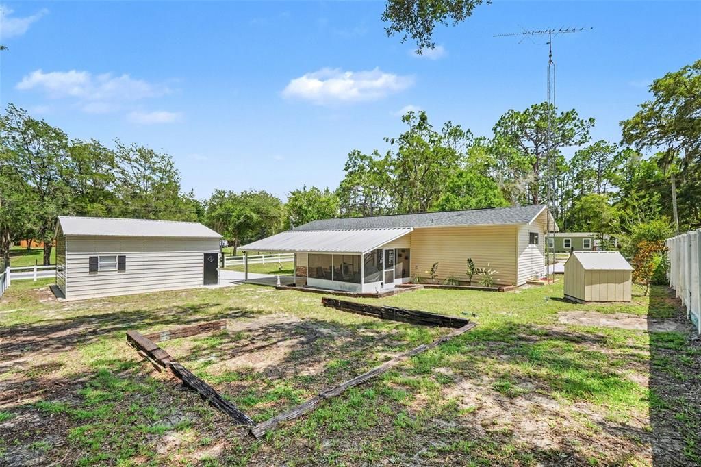 En Venta: $225,000 (3 camas, 2 baños, 972 Pies cuadrados)