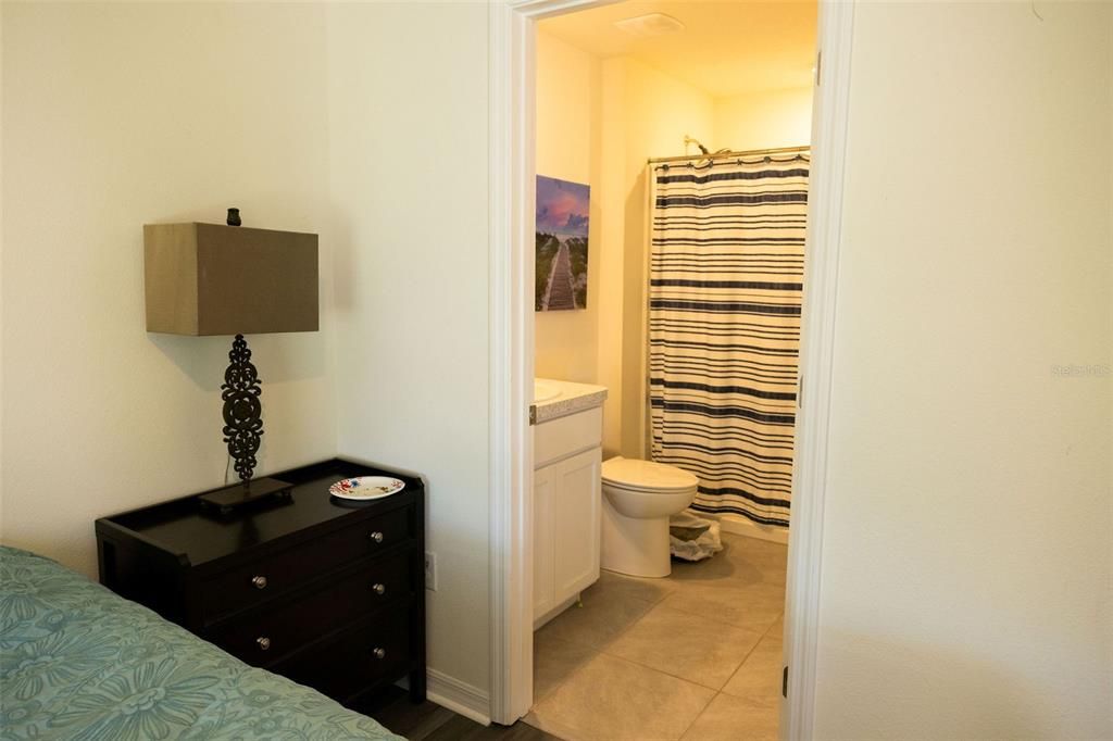 For Sale: $290,000 (3 beds, 2 baths, 1232 Square Feet)