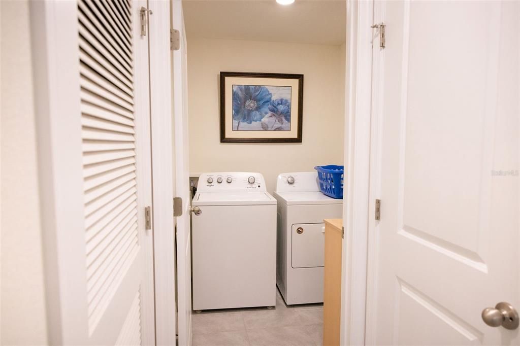 For Sale: $290,000 (3 beds, 2 baths, 1232 Square Feet)