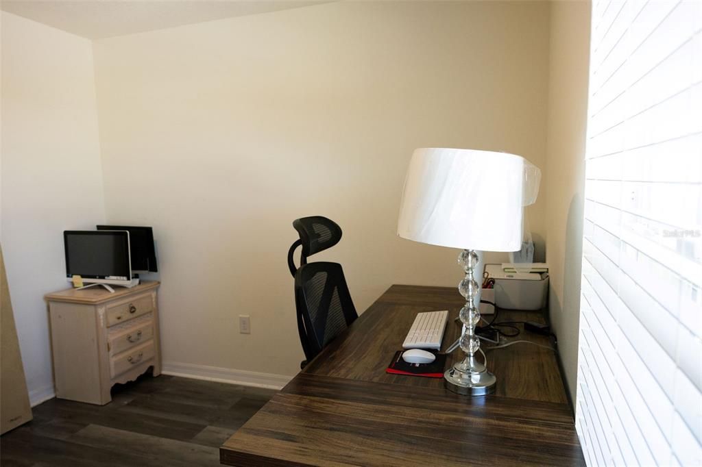 For Sale: $290,000 (3 beds, 2 baths, 1232 Square Feet)