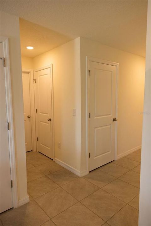 For Sale: $290,000 (3 beds, 2 baths, 1232 Square Feet)