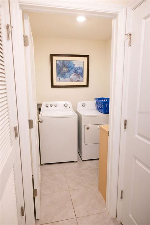 For Sale: $290,000 (3 beds, 2 baths, 1232 Square Feet)