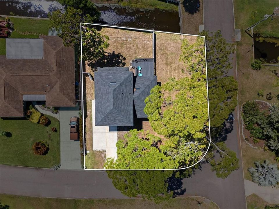En Venta: $585,000 (4 camas, 2 baños, 1866 Pies cuadrados)