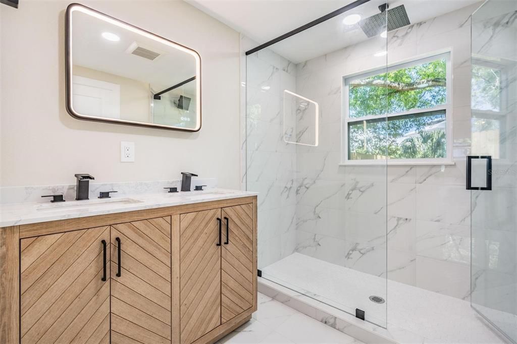 На продажу: $899,900 (3 спален, 2 ванн, 1599 Квадратных фут)