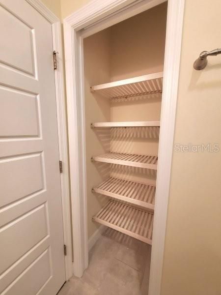 В аренду: $2,400 (3 спален, 2 ванн, 1383 Квадратных фут)
