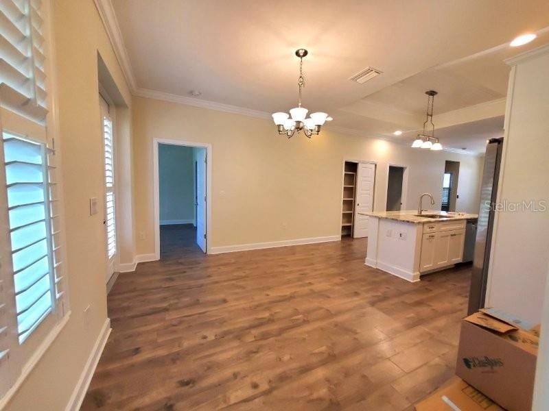В аренду: $2,400 (3 спален, 2 ванн, 1383 Квадратных фут)
