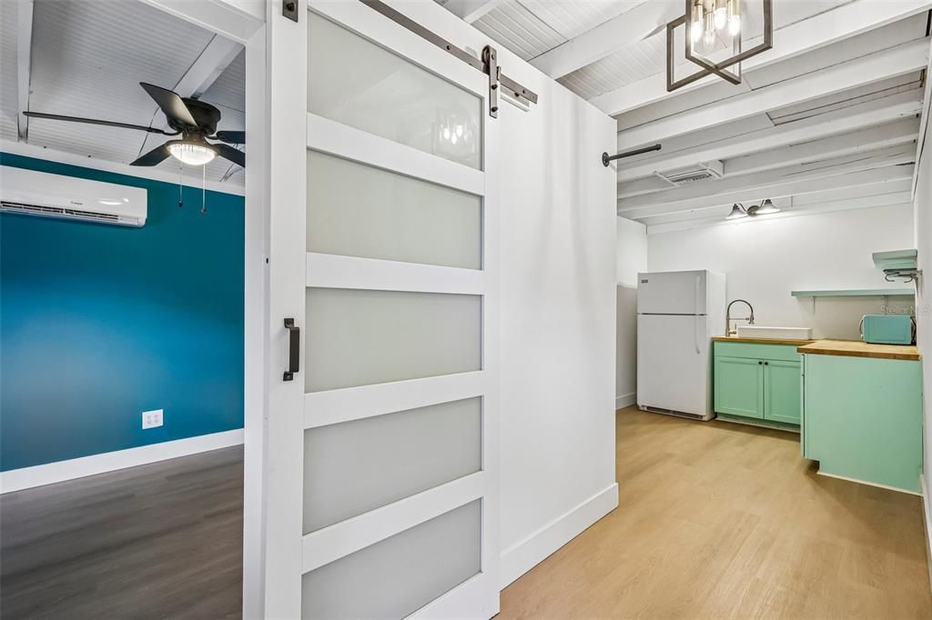 На продажу: $425,000 (3 спален, 2 ванн, 1426 Квадратных фут)