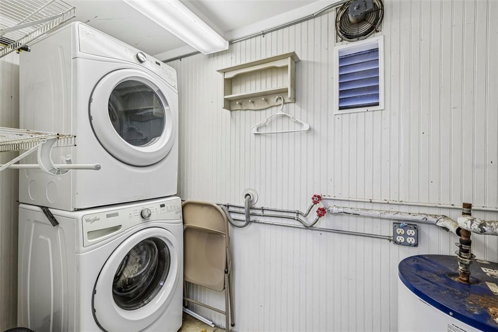 На продажу: $425,000 (3 спален, 2 ванн, 1426 Квадратных фут)