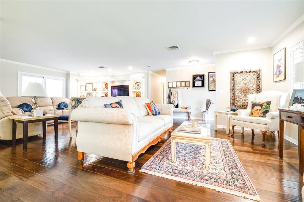 На продажу: $599,990 (3 спален, 3 ванн, 1788 Квадратных фут)
