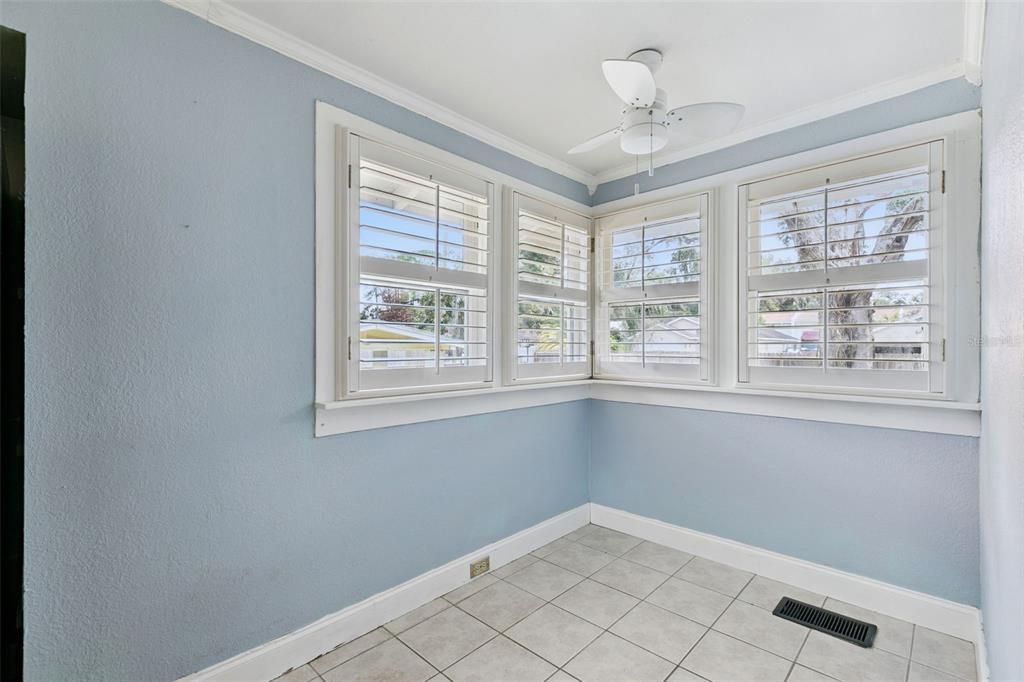 En Renta: $2,999 (3 camas, 2 baños, 2391 Pies cuadrados)