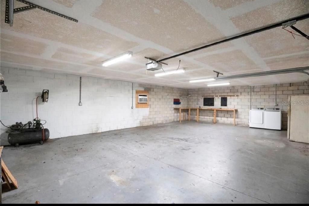 En Renta: $2,999 (3 camas, 2 baños, 2391 Pies cuadrados)