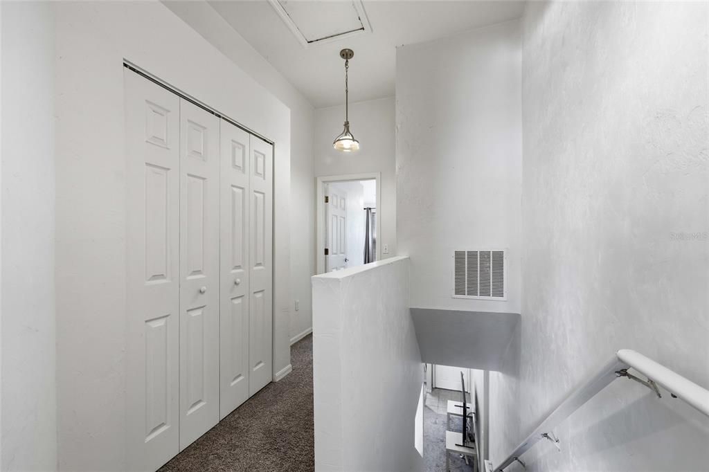 For Sale: $174,000 (2 beds, 2 baths, 1176 Square Feet)