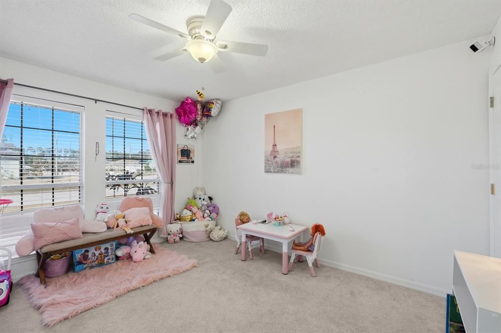 В аренду: $3,000 (4 спален, 3 ванн, 3007 Квадратных фут)
