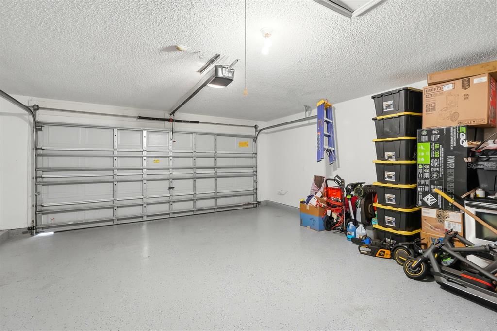 В аренду: $3,000 (4 спален, 3 ванн, 3007 Квадратных фут)