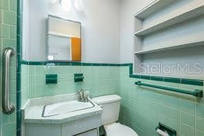 В аренду: $2,695 (4 спален, 2 ванн, 1656 Квадратных фут)