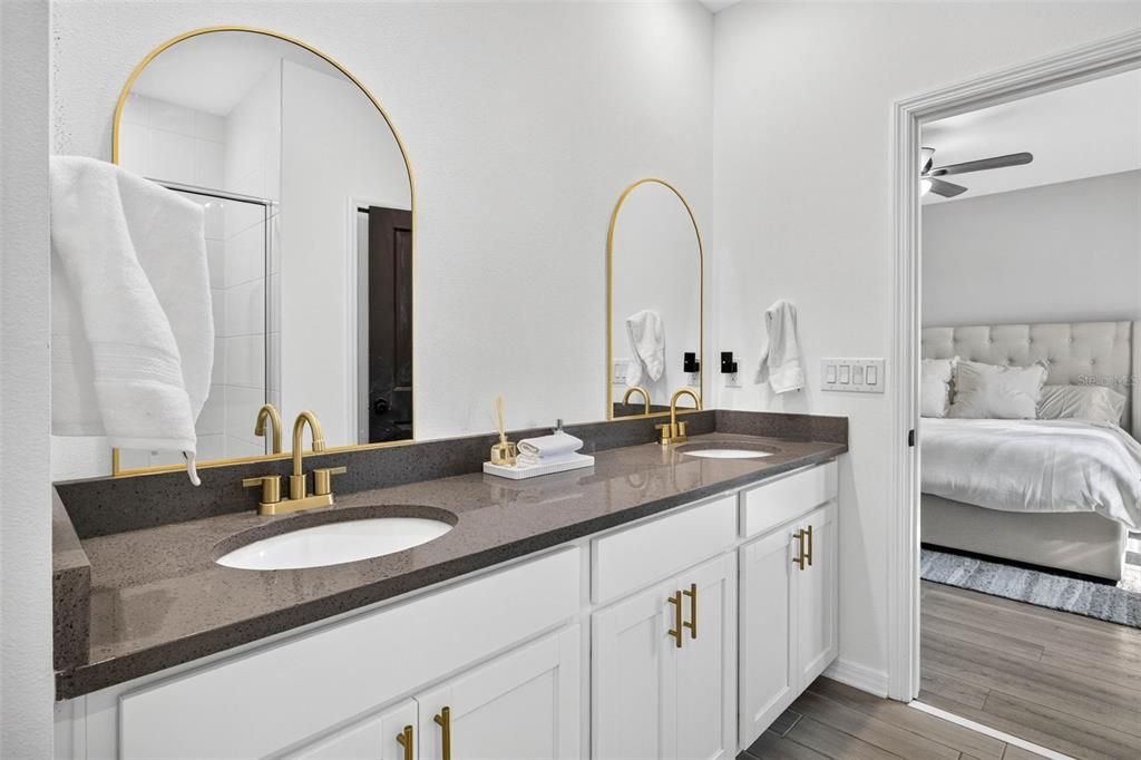 Active With Contract: $500,000 (4 beds, 3 baths, 2452 Square Feet)