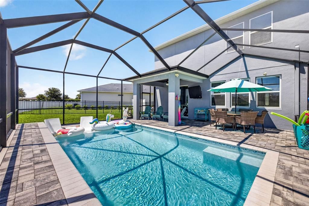 Active With Contract: $500,000 (4 beds, 3 baths, 2452 Square Feet)