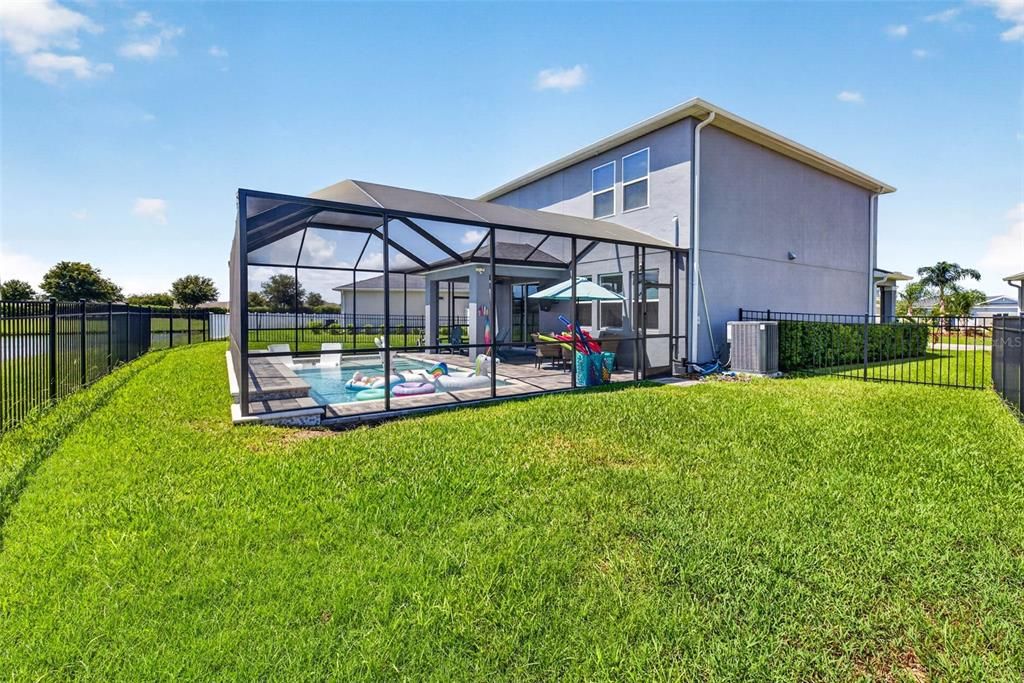 Active With Contract: $500,000 (4 beds, 3 baths, 2452 Square Feet)
