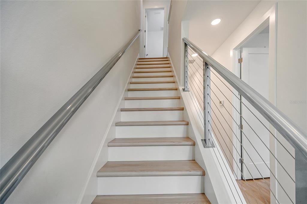 En Venta: $599,000 (3 camas, 3 baños, 1998 Pies cuadrados)