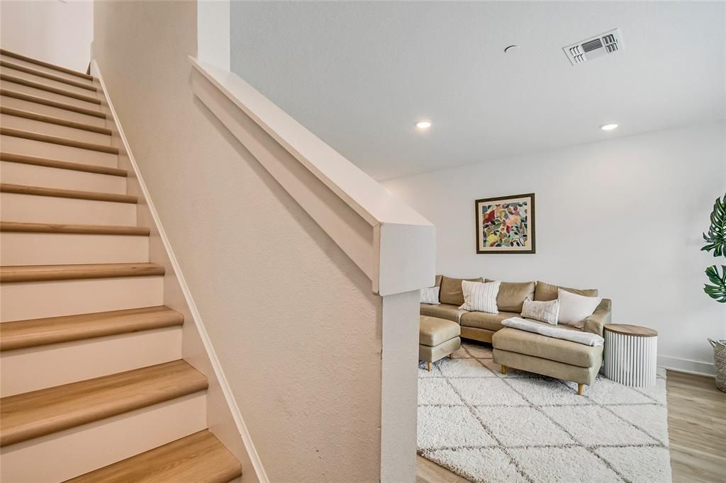 En Venta: $599,000 (3 camas, 3 baños, 1998 Pies cuadrados)