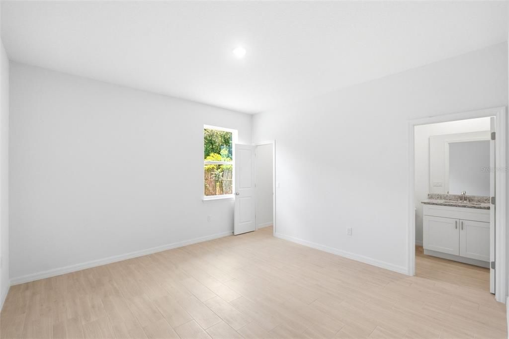 En Venta: $479,000 (6 camas, 4 baños, 2634 Pies cuadrados)