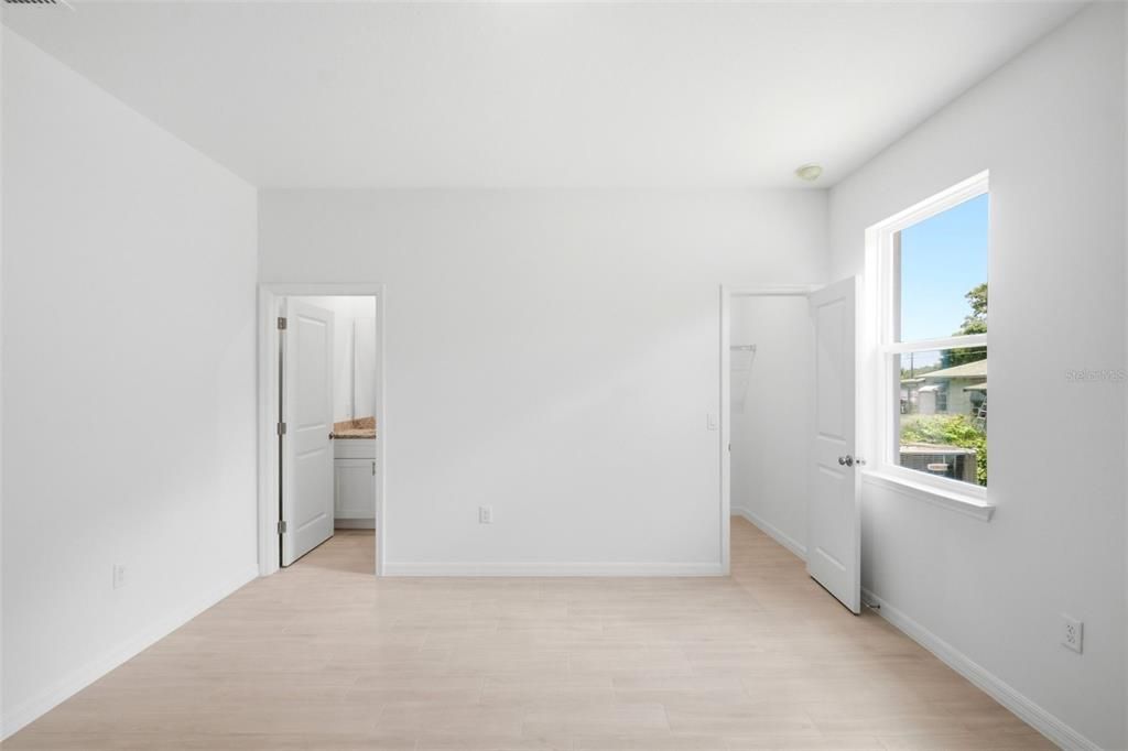 En Venta: $479,000 (6 camas, 4 baños, 2634 Pies cuadrados)