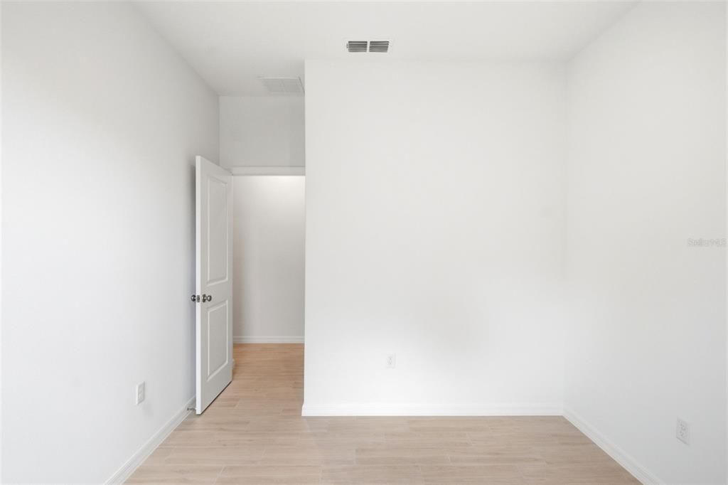 En Venta: $479,000 (6 camas, 4 baños, 2634 Pies cuadrados)