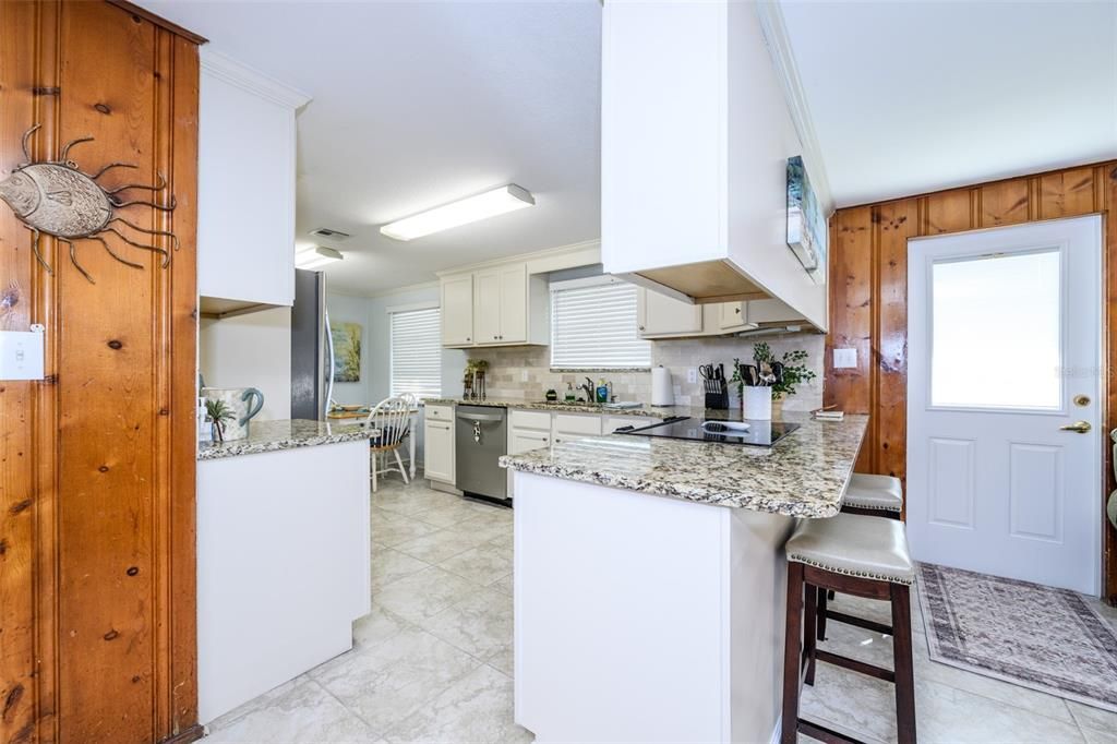 В аренду: $3,995 (3 спален, 2 ванн, 1601 Квадратных фут)