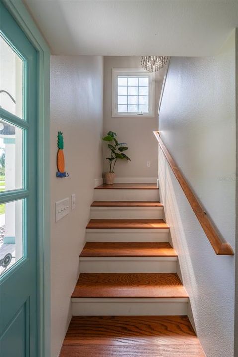 En Venta: $744,750 (3 camas, 3 baños, 2451 Pies cuadrados)