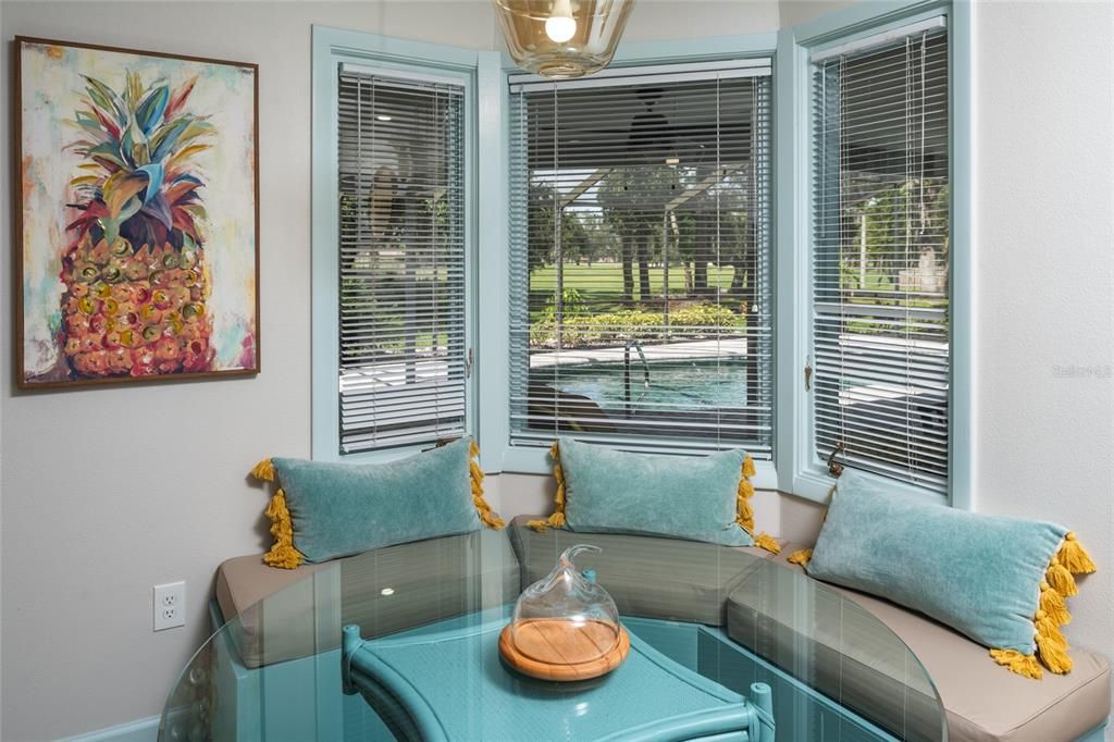 En Venta: $744,750 (3 camas, 3 baños, 2451 Pies cuadrados)