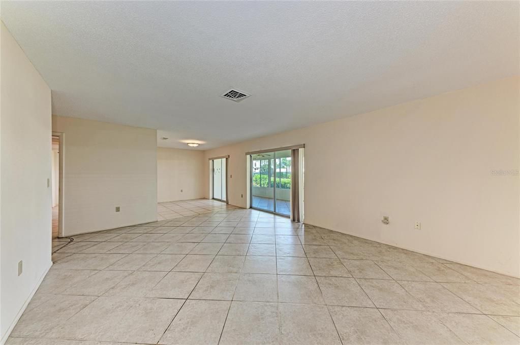 En Venta: $255,000 (2 camas, 2 baños, 1657 Pies cuadrados)