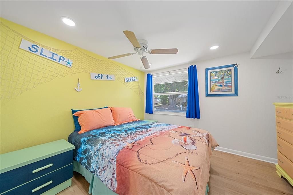 En Venta: $489,000 (3 camas, 2 baños, 1366 Pies cuadrados)