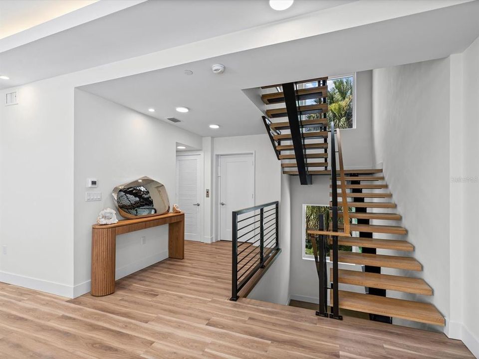 For Sale: $1,850,000 (3 beds, 3 baths, 3341 Square Feet)