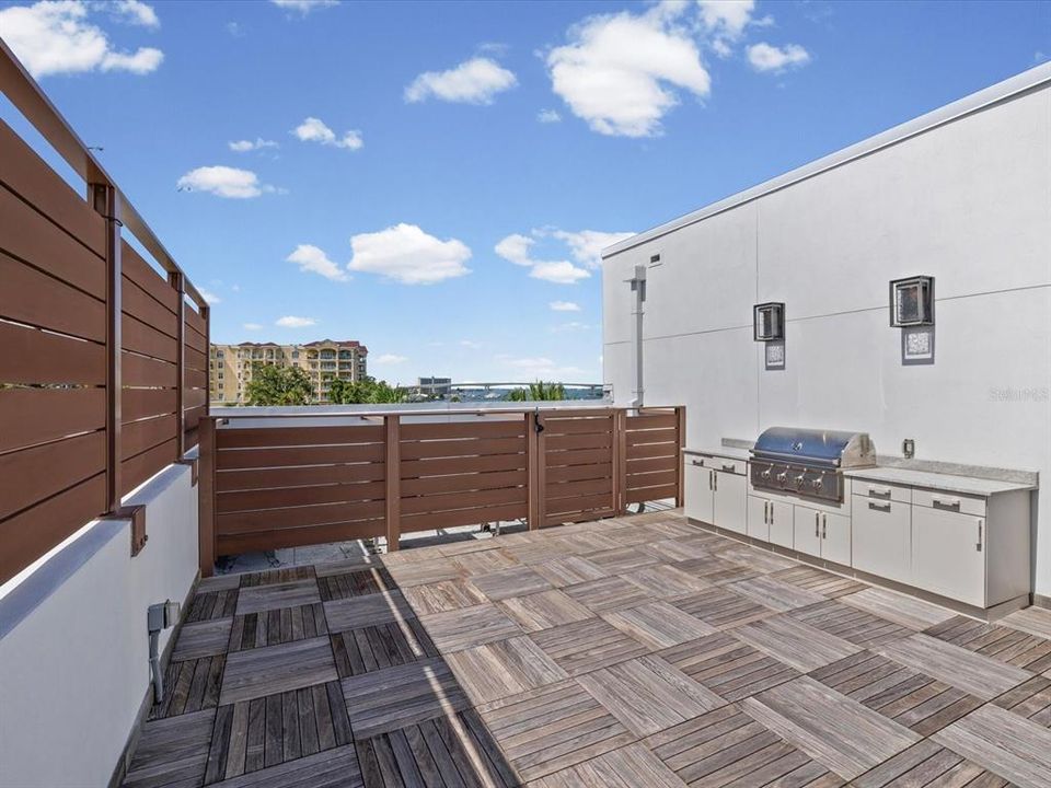 For Sale: $1,850,000 (3 beds, 3 baths, 3341 Square Feet)