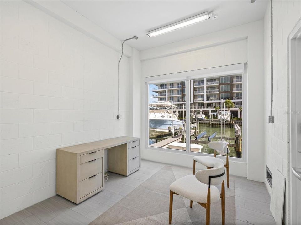 For Sale: $1,850,000 (3 beds, 3 baths, 3341 Square Feet)
